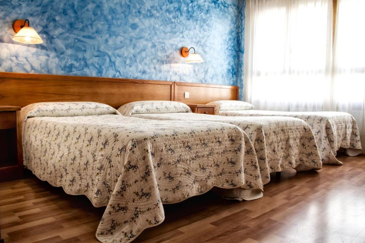 Hotel Covadonga Onís エクステリア 写真